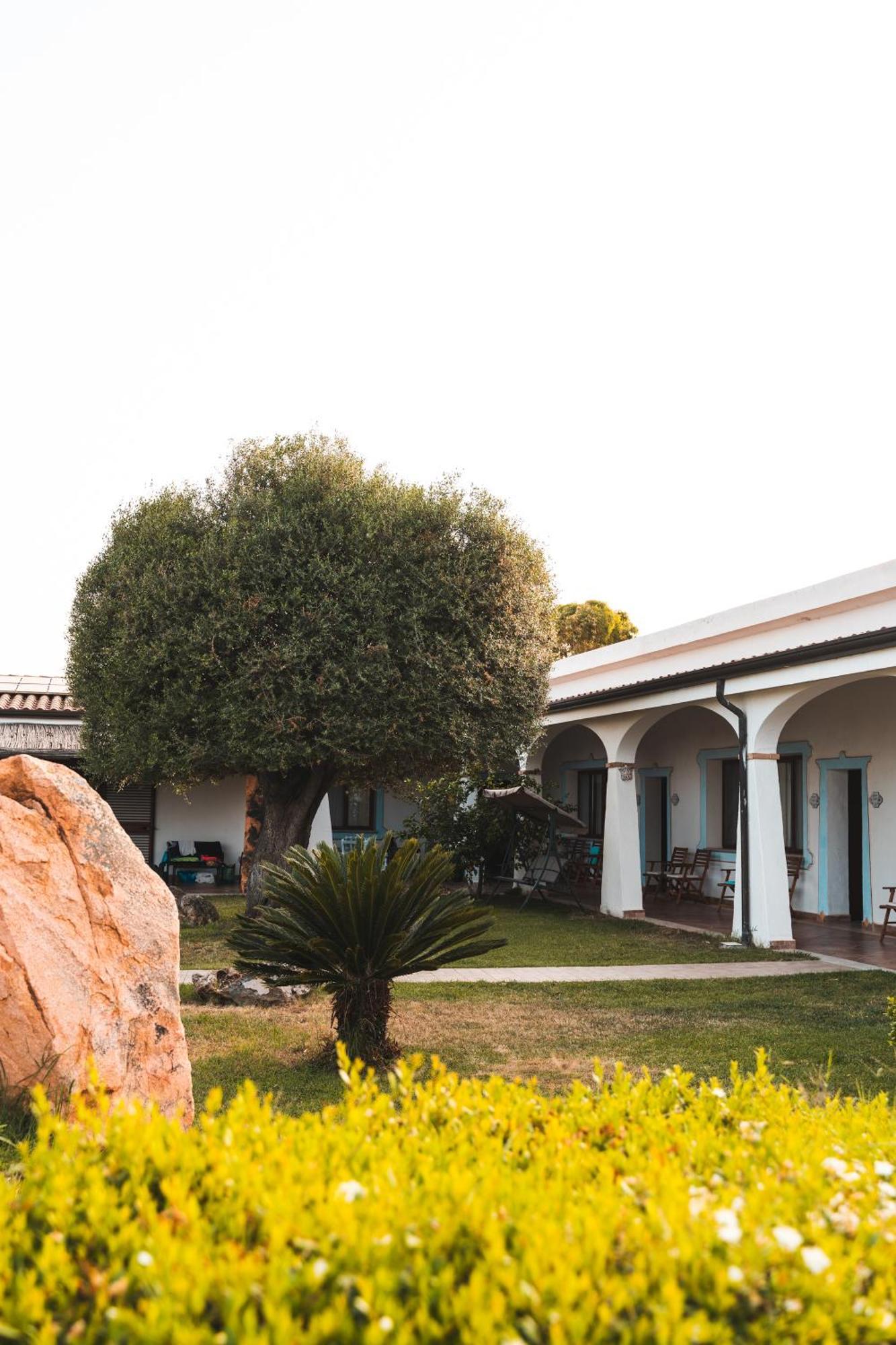 Agriturismo Irghitula Posada  Extérieur photo