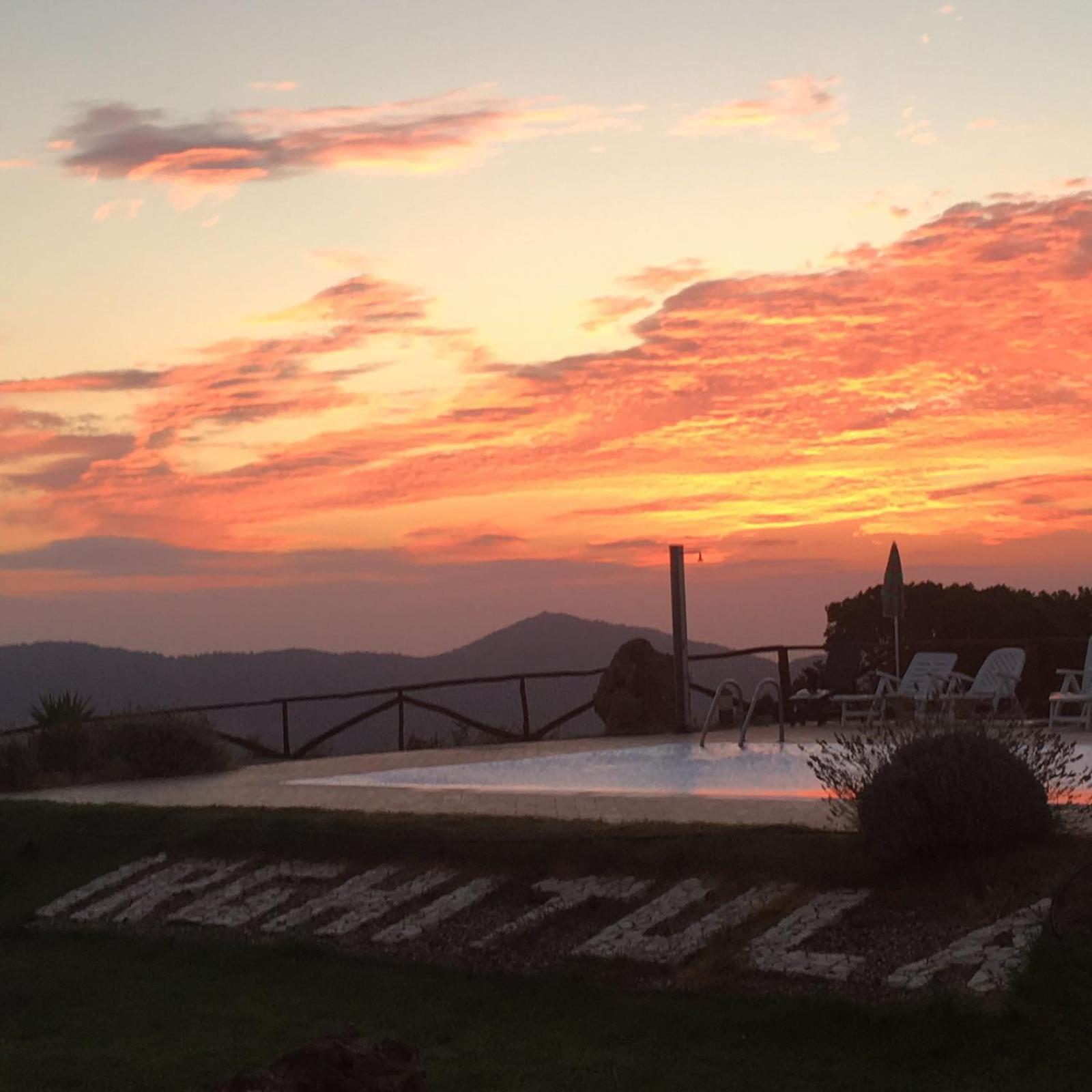 Agriturismo Irghitula Posada  Extérieur photo